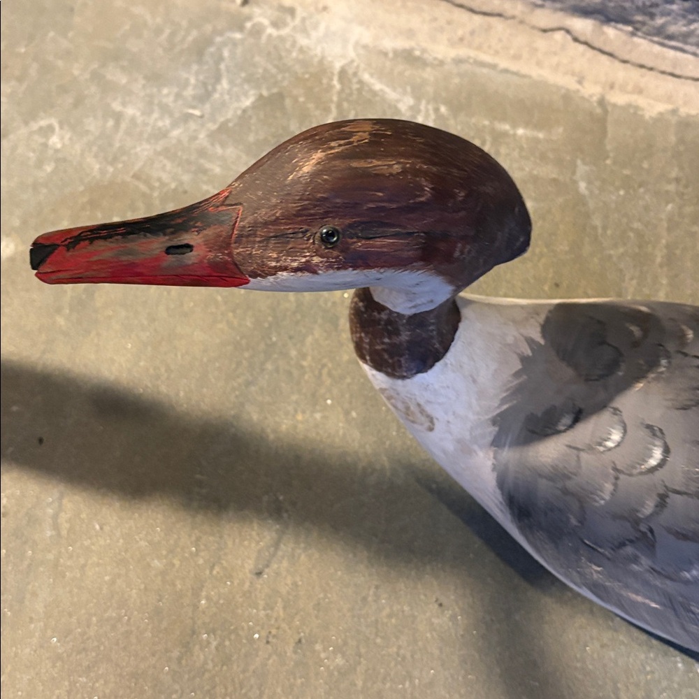 Hand carved decoy wooden duck - Picture 2 of 4